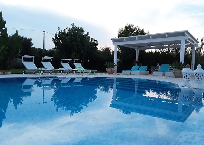 別荘 Santostefano Holidays モノーポリ