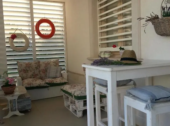 別荘 Santostefano Holidays